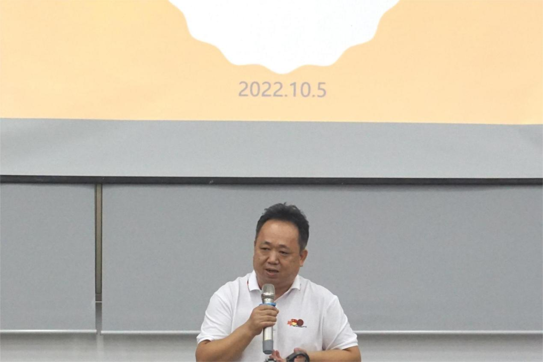 增强服务意识，做一个合格学生干部