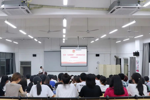 青春逐梦时 献礼二十大｜福州理工学院开展“传承‘五四精神’，讲好新时代的共青团故事”专题讲座