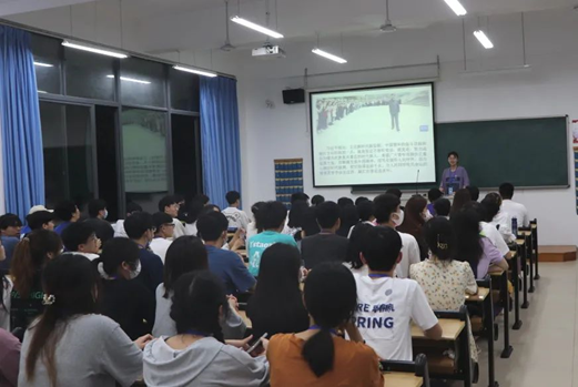 福州理工学院学子热议习近平总书记在中国人民大学考察时的重要讲话