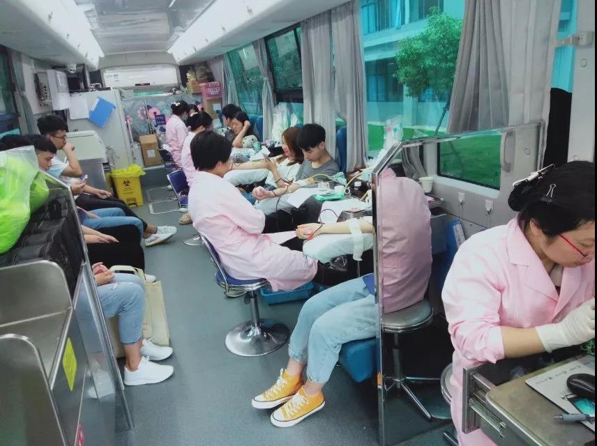 【爱在红十】“筑我青春,燃我热血"献血活动成功举办