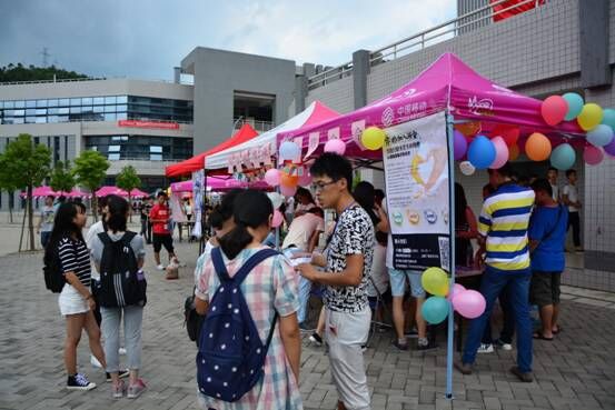 学院团学组织开展新学年纳新工作 