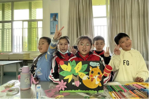 青苗计划—潘渡小学植树节主题志愿活动