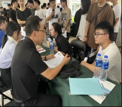 千校万岗 | 计算与信息科学学院举行“千校万岗”2024届毕业生实习就业专场双选会
