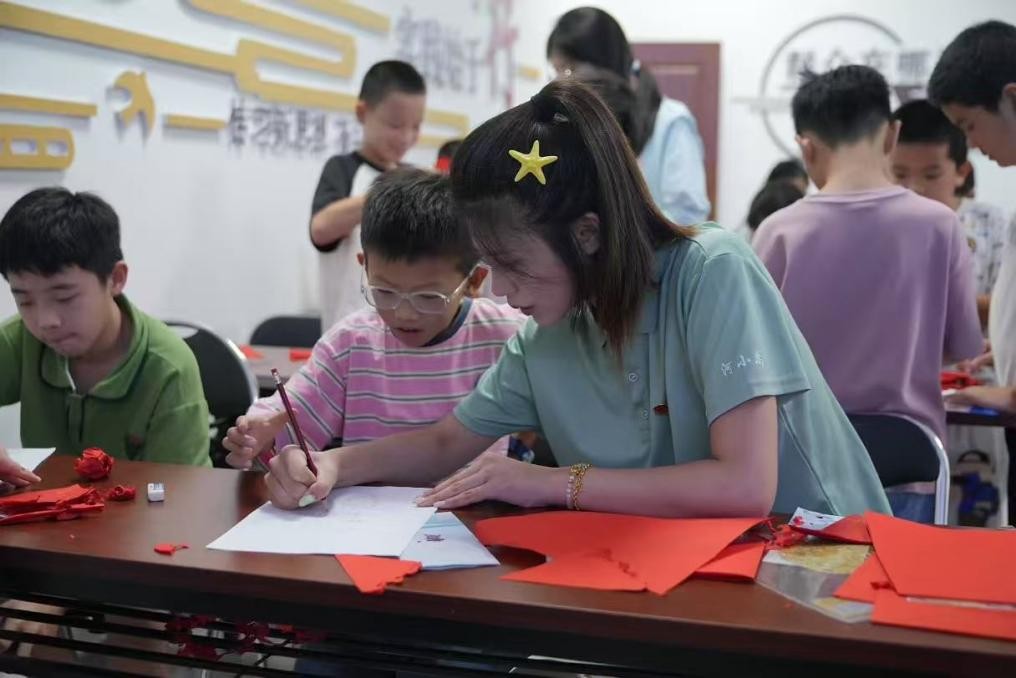 青春实践进行时｜以知促行护江河，少年携手共绘水美画卷
